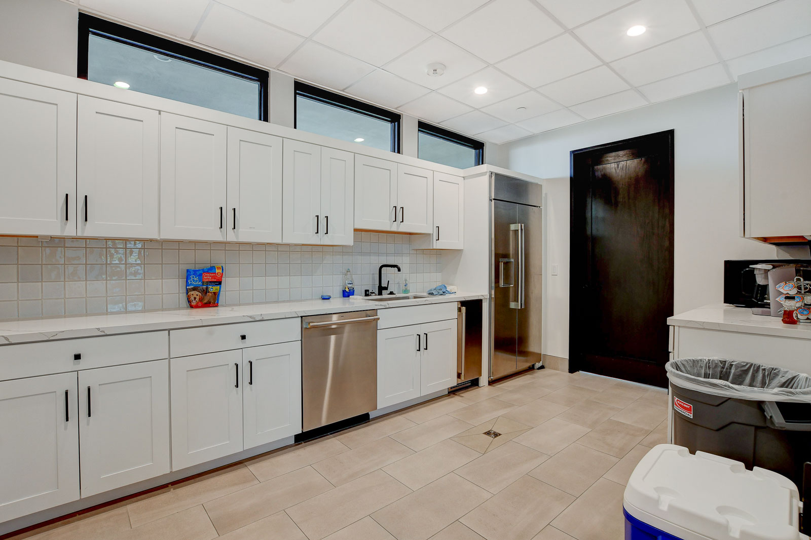Catering kitchen with stainless steel appliances at the Heritage at Stonebridge clubhouse